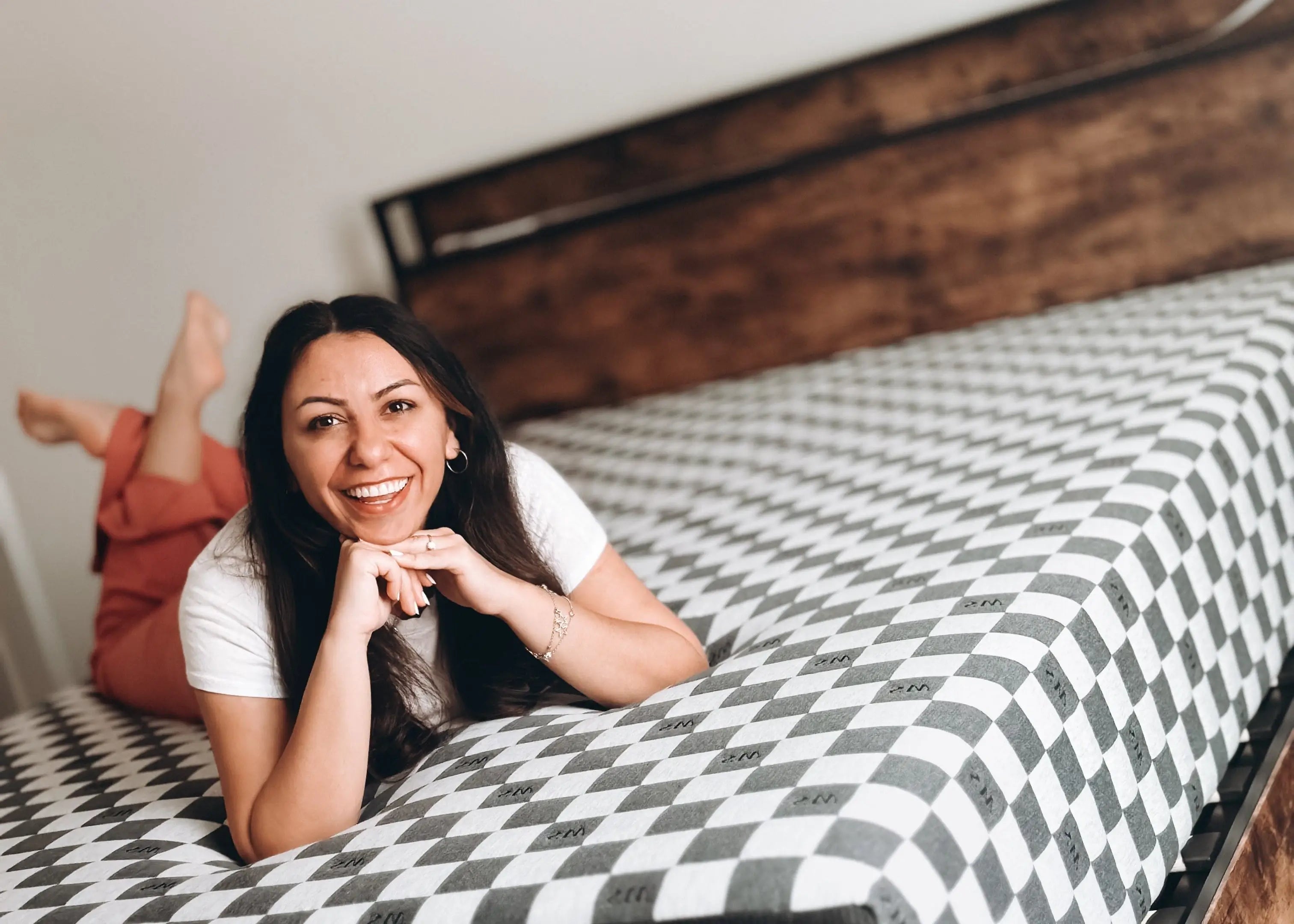 What Is the Best Mattress for Back Problems? Complete 2025 Guide